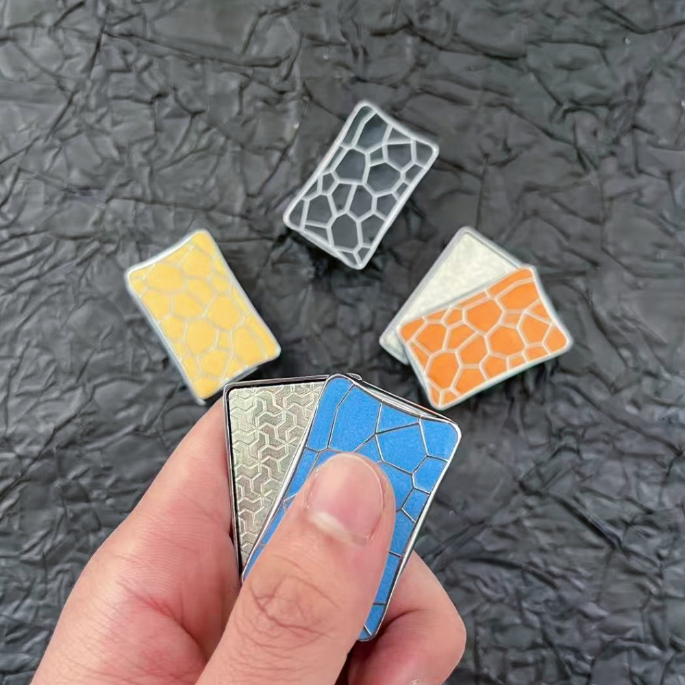 Water Cube Style Metal EDC Sli - Edc Carry Accessories reseña y precio